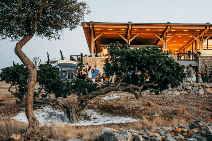 Ζήστε το Μοναδικό Γούρι και τη Μαστίχα Μαγεία της Χίου