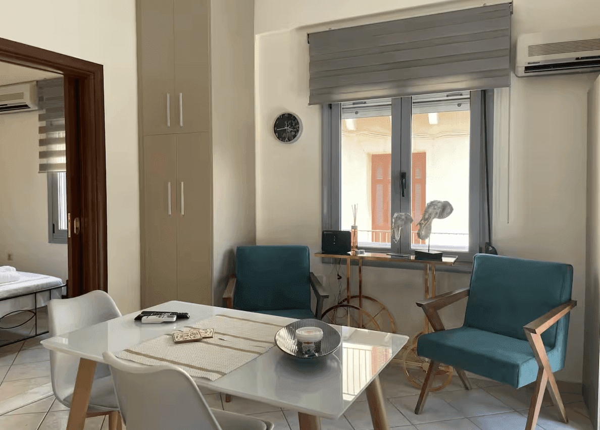 Voupalou Apartments 1