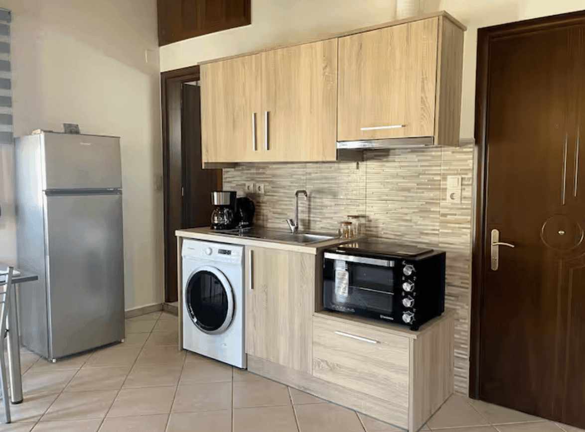 Voupalou Apartments 2